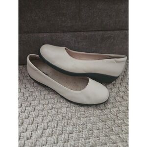 FootSmart Women's Bone Leather Comfort Wedge Pumps – Size 7M
